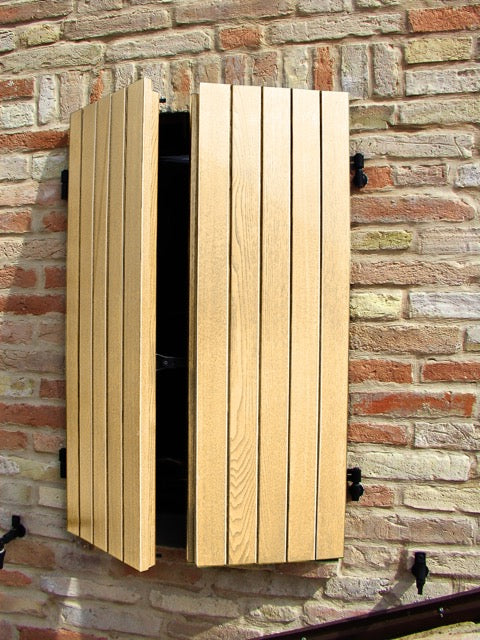 ICA Finitura Trasparente alta resistenza all'acqua per legno - 0,75l