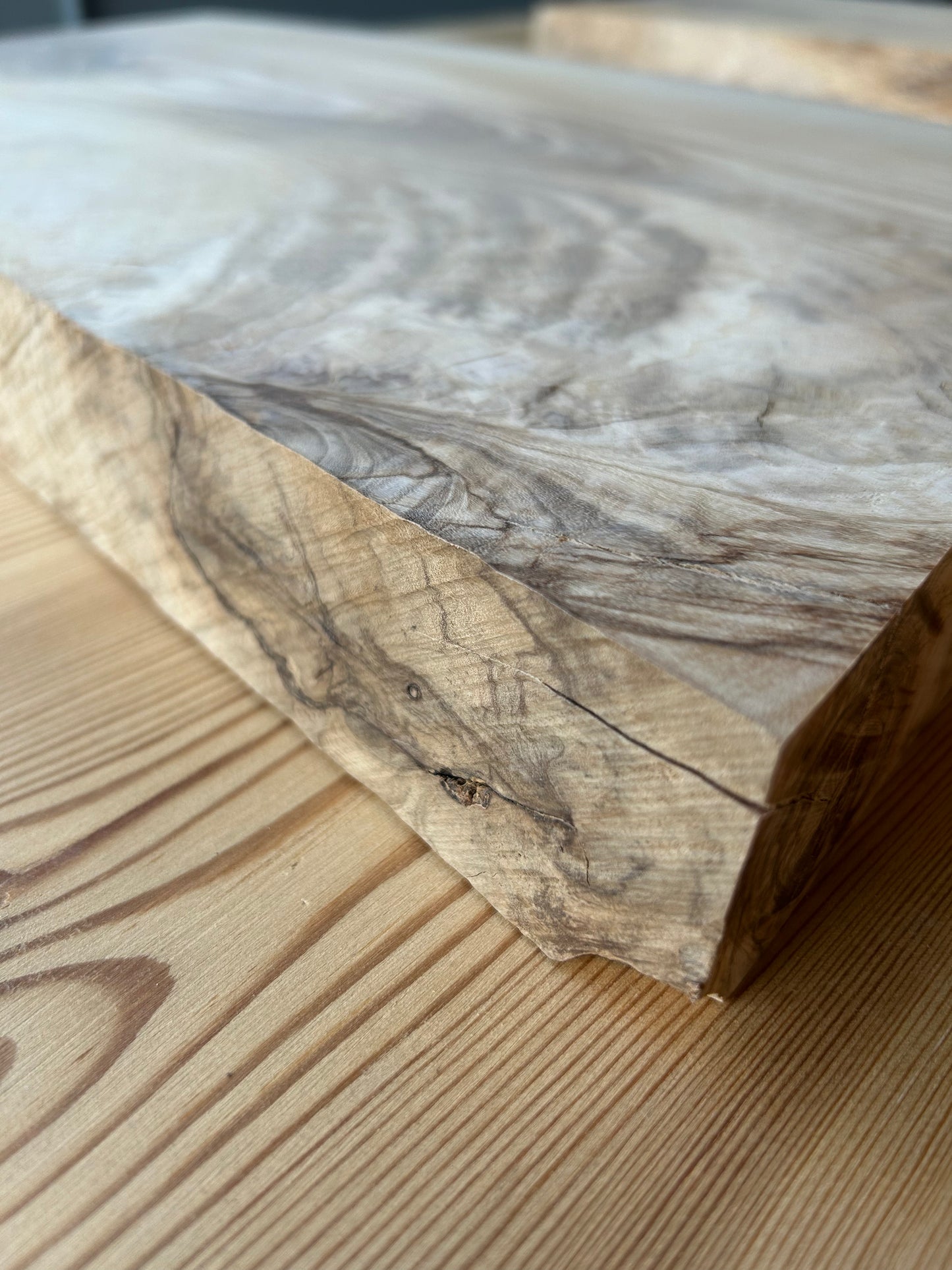 Tagliere Small in legno d'ulivo con corteccia Made in Blasi - Spessore 4,5/5,0 mm