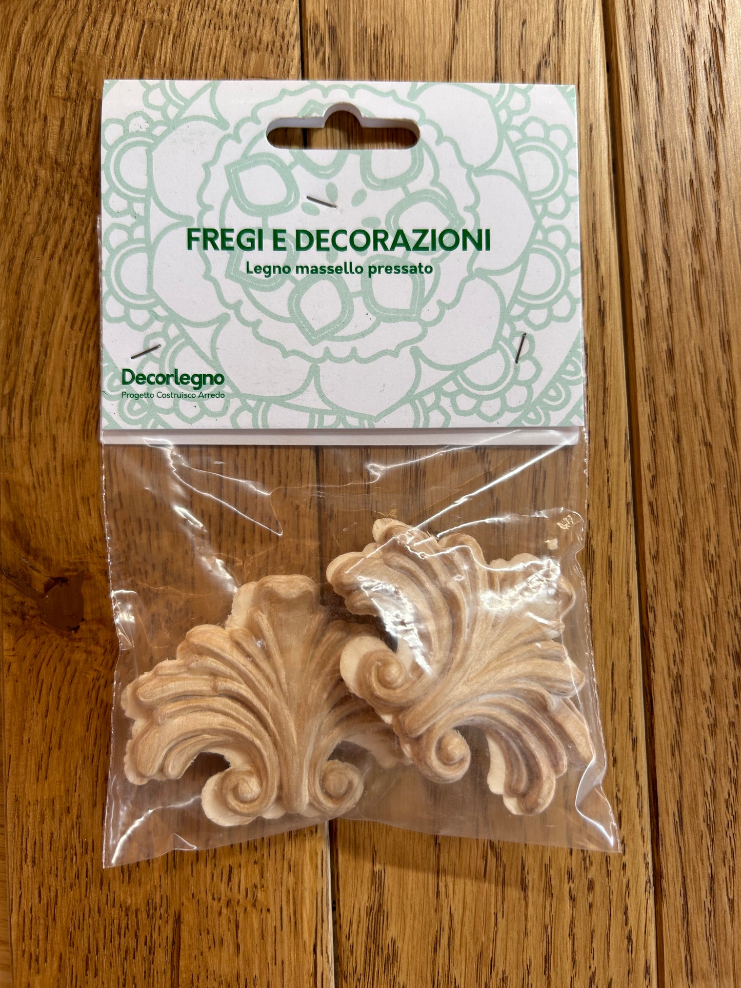 Fregio in legno pressato - 63x48 mm