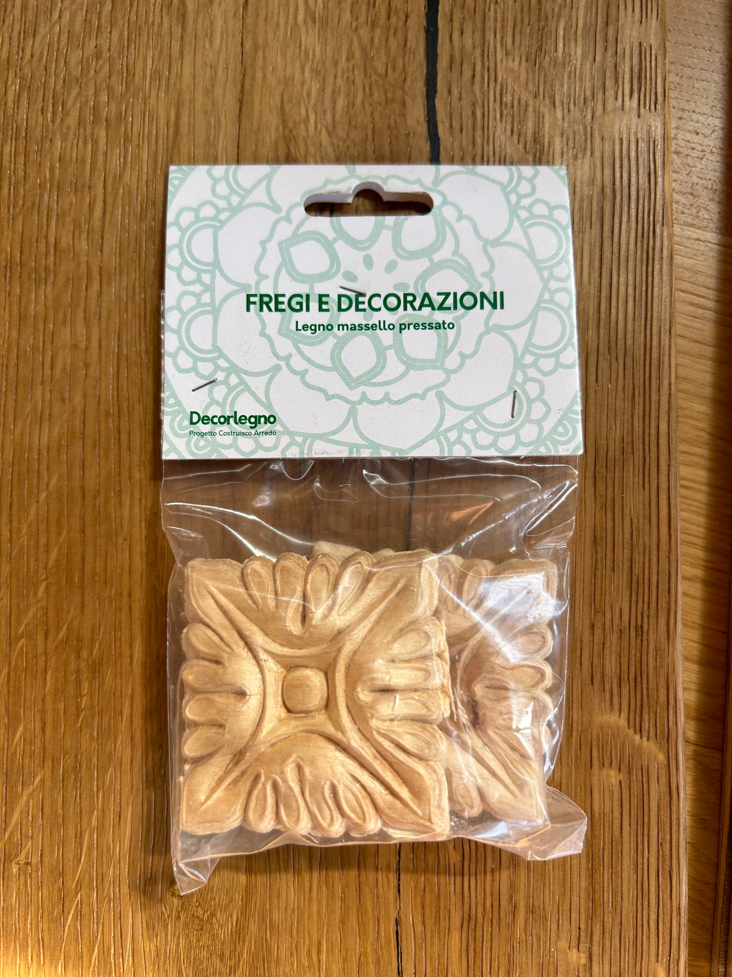 Fregio in legno pressato - 62x62 mm