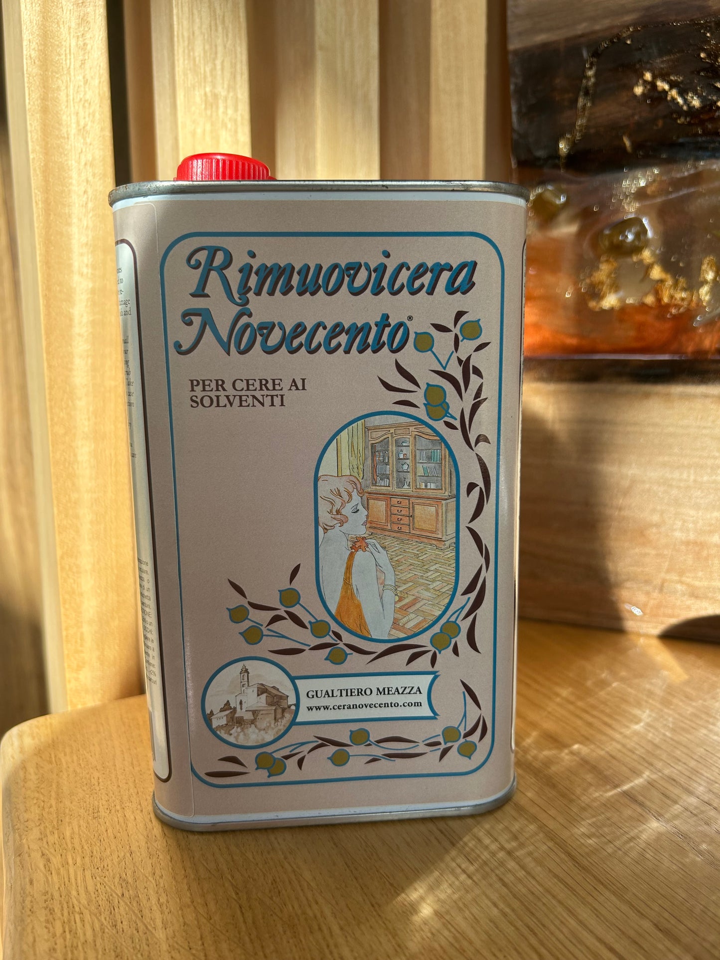 Rimuovicera Novecento per cere ai solventi