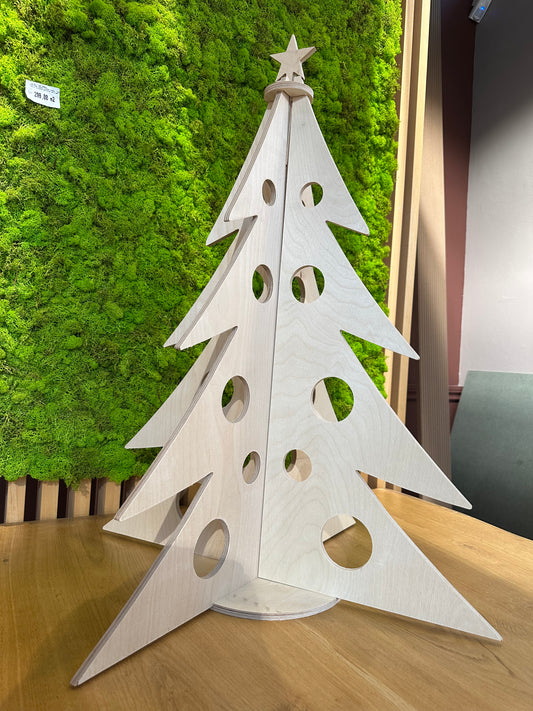 Albero di Natale sagomato in legno