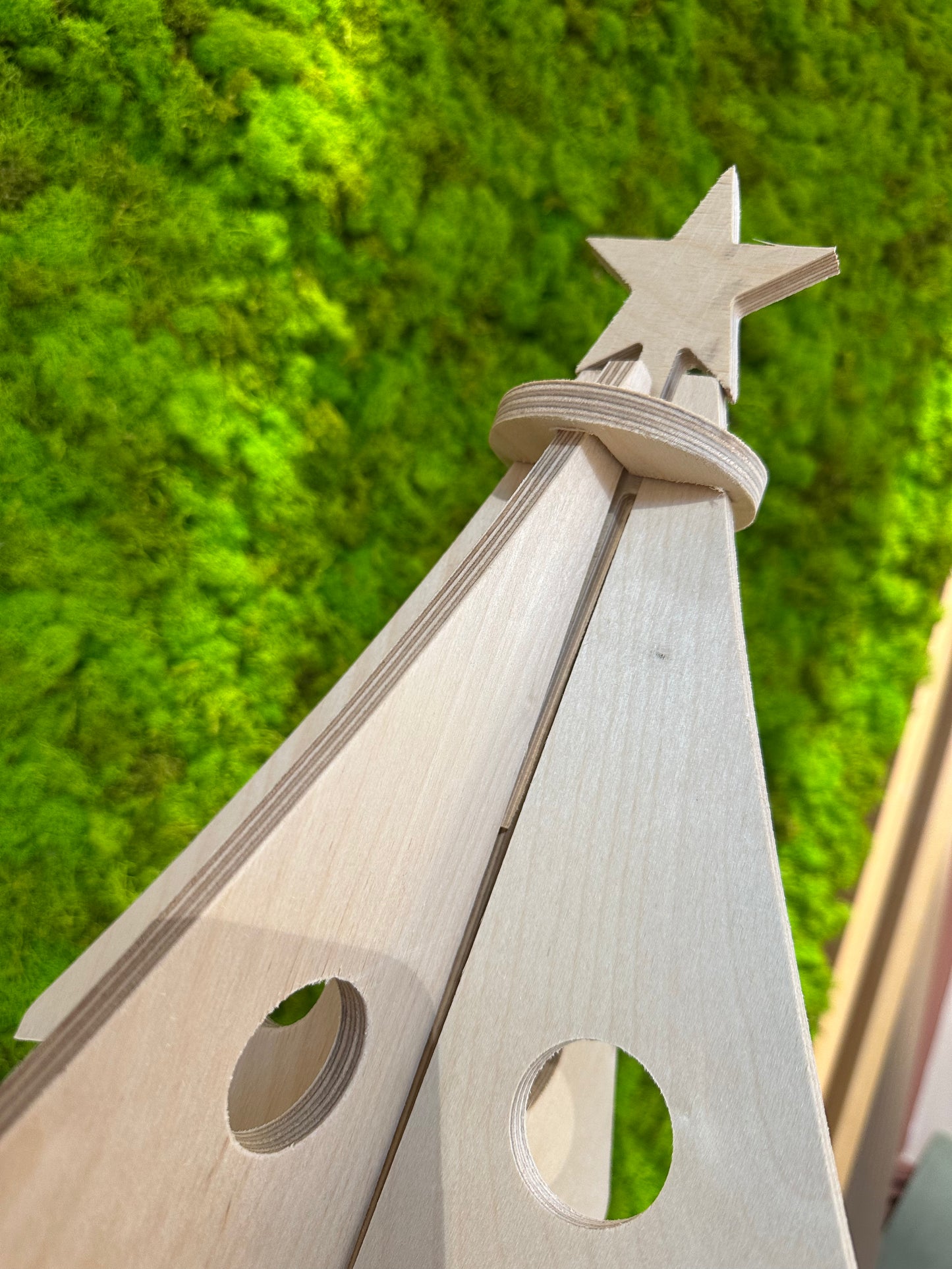 Albero di Natale sagomato in legno