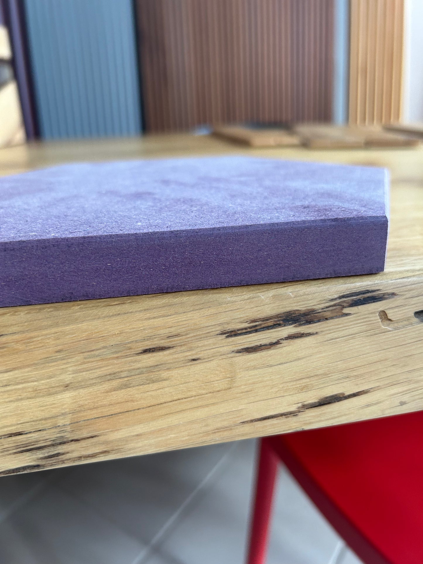 Esagono artigianale in legno colorato - Viola