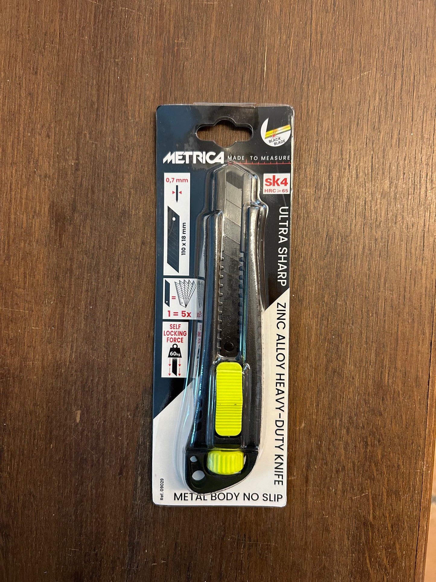 Cutter Metrica Black Blade professionale cromato