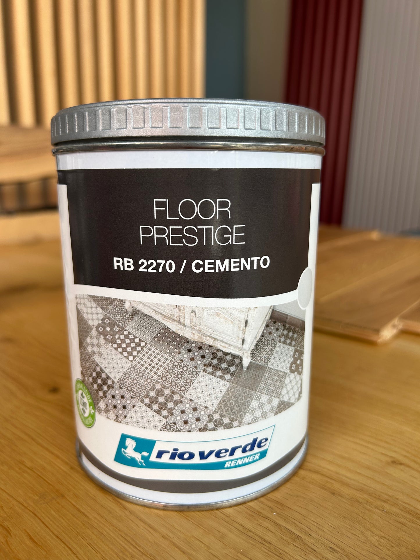 Floor Prestige vernice ad alta resistenza per pavimenti - Renner